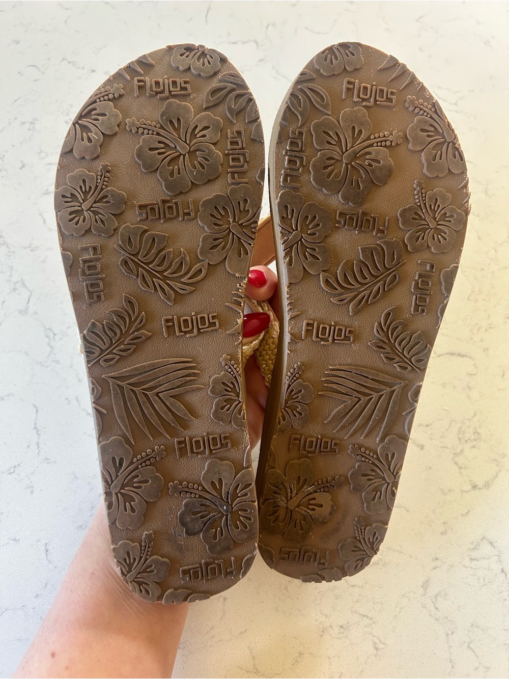 LIKE NEW Flojos Boho Beachy Tan Flip Flops With Woven Braided Jute Straps - Picture 5 of 16